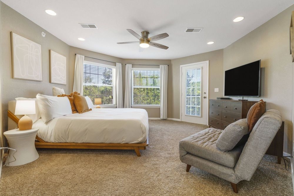 Condo, Multiple Beds, Balcony (Rocky Shore Tranquility)