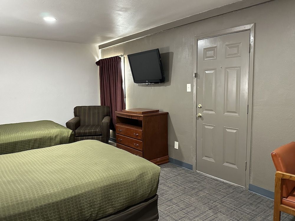 Llano Motel Deluxe Double or Twin Room, Non Smoking, Kitchenette 3