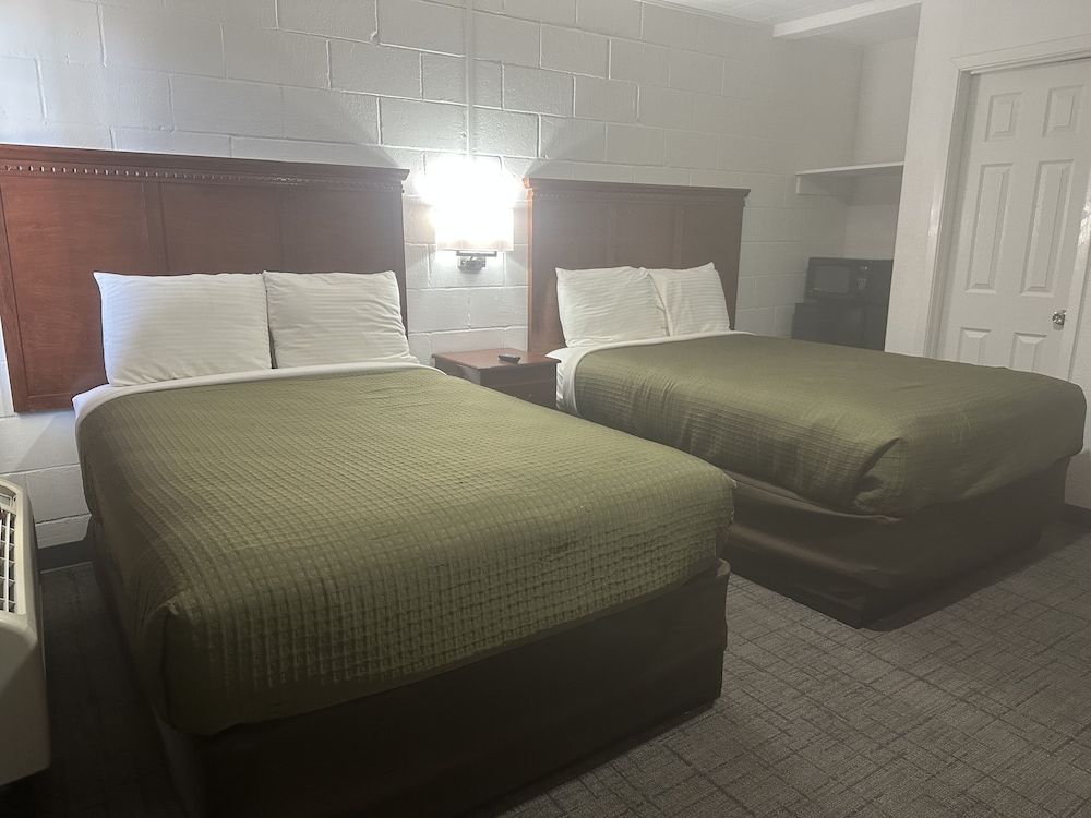 Llano Motel Basic Double or Twin Room, Non Smoking 3