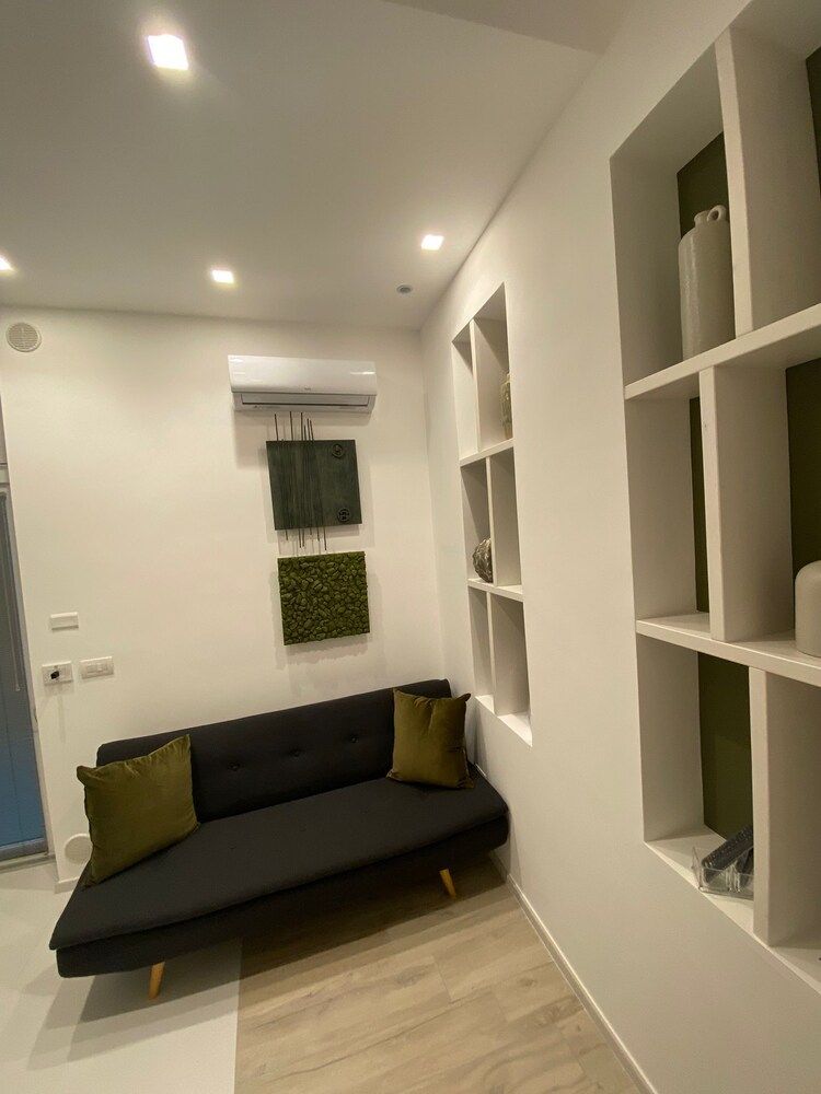 Home3 bed Comfort Townhome, Ground Floor 9