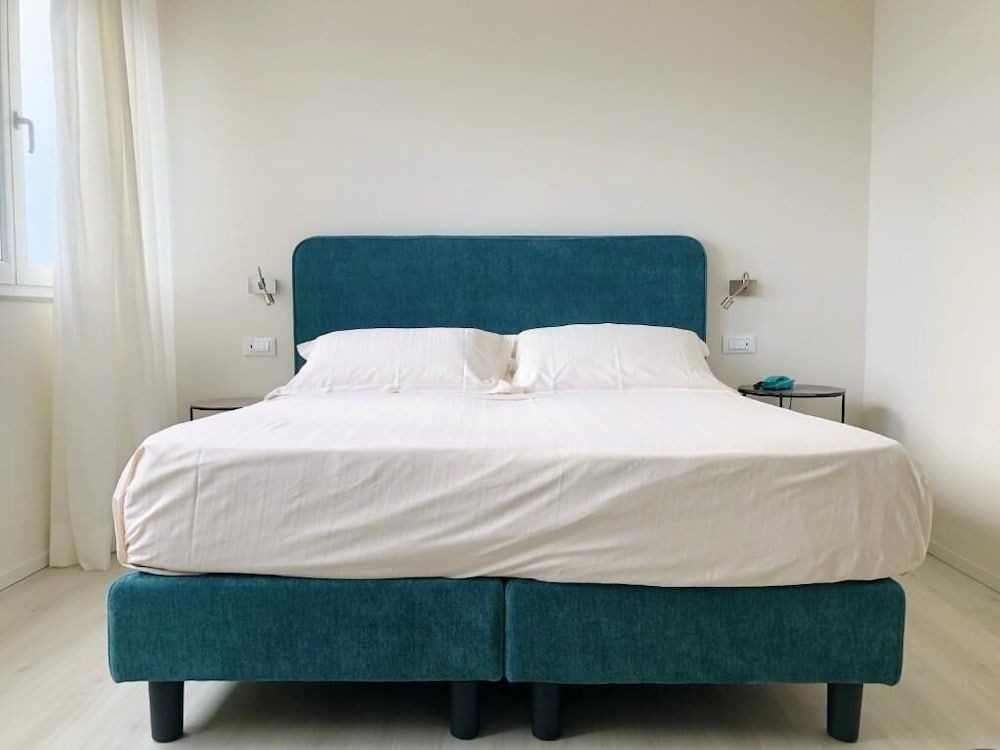 Hotel Bencista Deluxe Room, Sea View 2