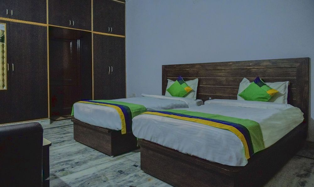 Treebo The King Mohali Economy Double Room 3