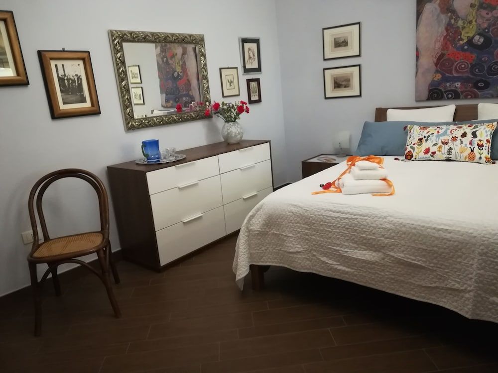 Suite, 2 Bedrooms, Garden View