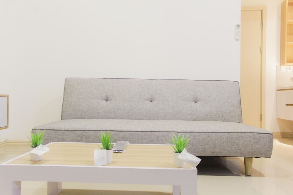 Brand New and Homey 2BR Meikarta Apartment Room 4