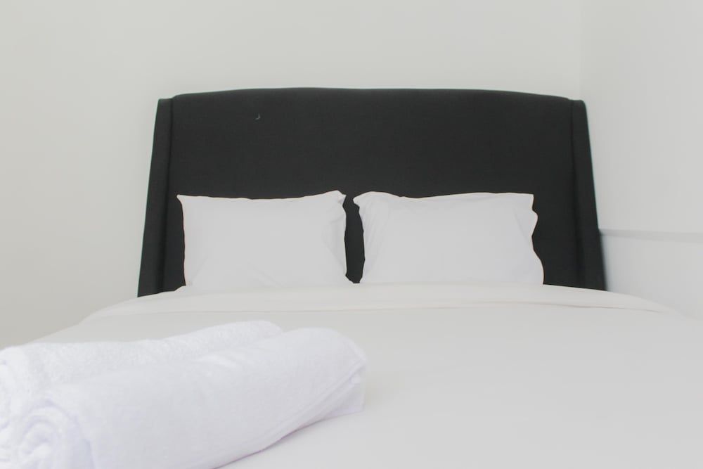 Brand New and Homey 2BR Meikarta Apartment Room 3