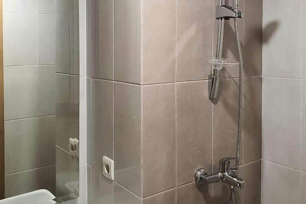 undefined RedDoorz Apartment @ Padina Soho and Residence 10