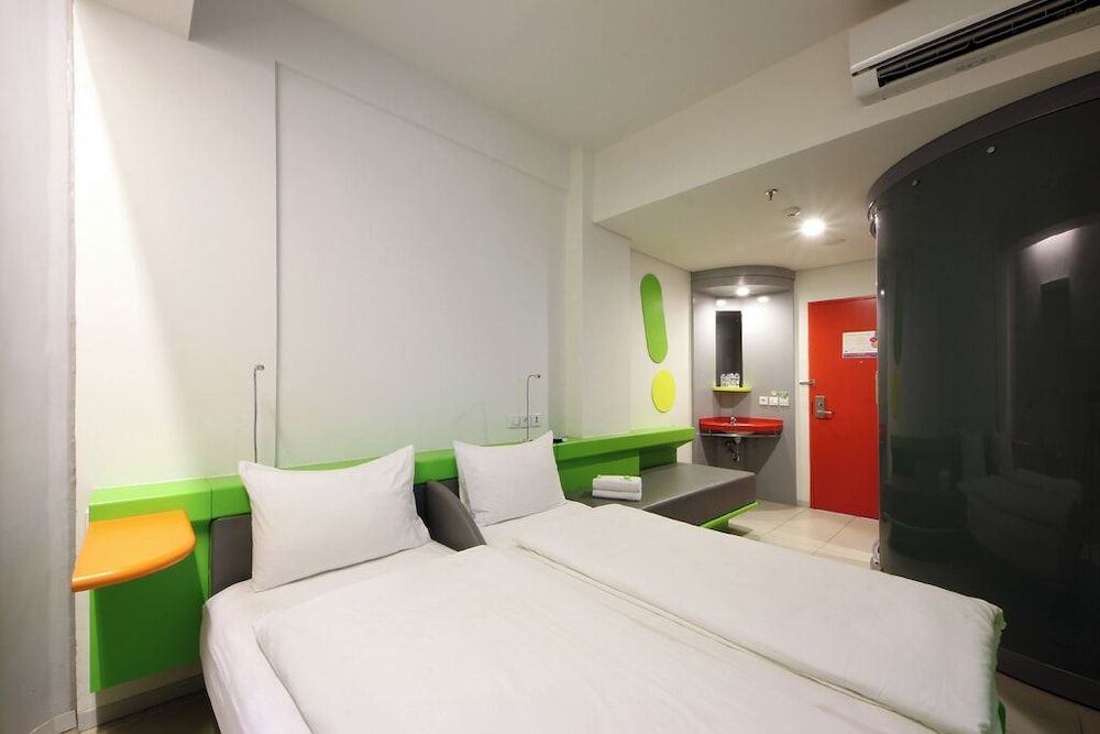 undefined POP! Hotel Airport Jakarta 10
