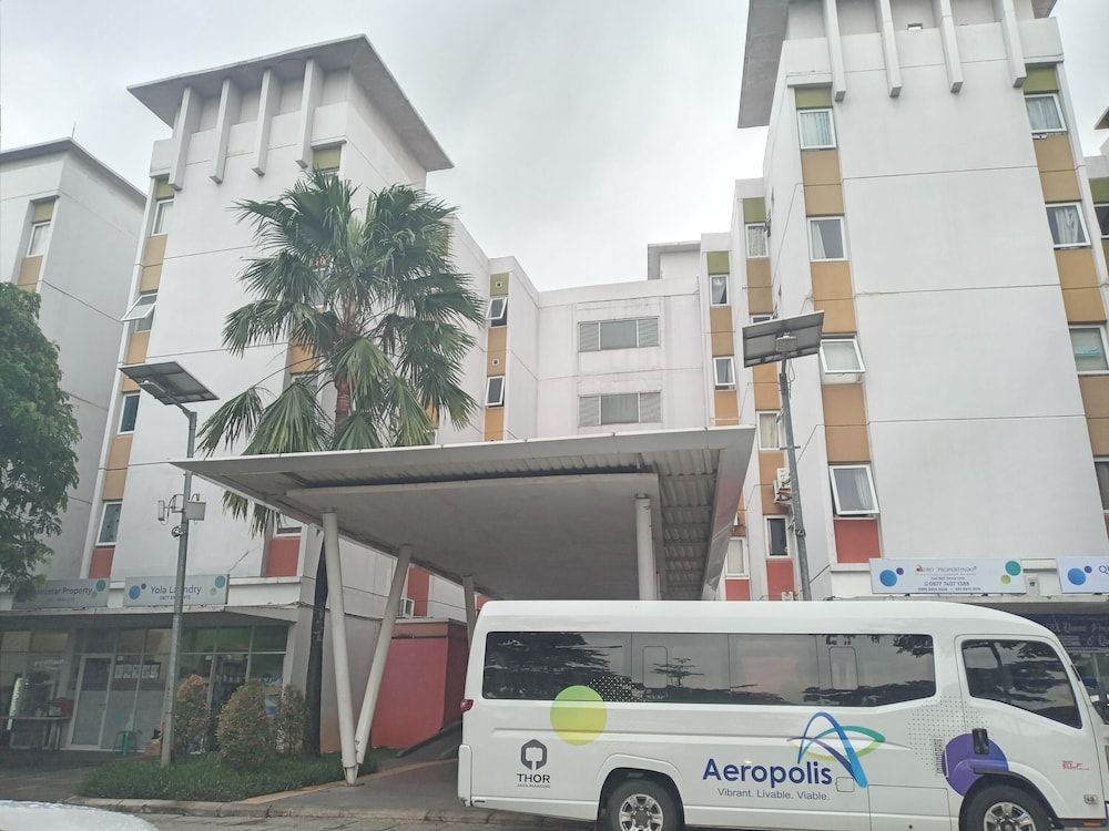 undefined Aero Room 9