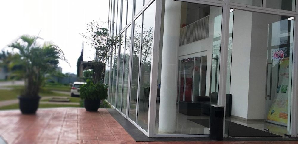 undefined Studio Room Apartment Aeropolis by Rusdi 6