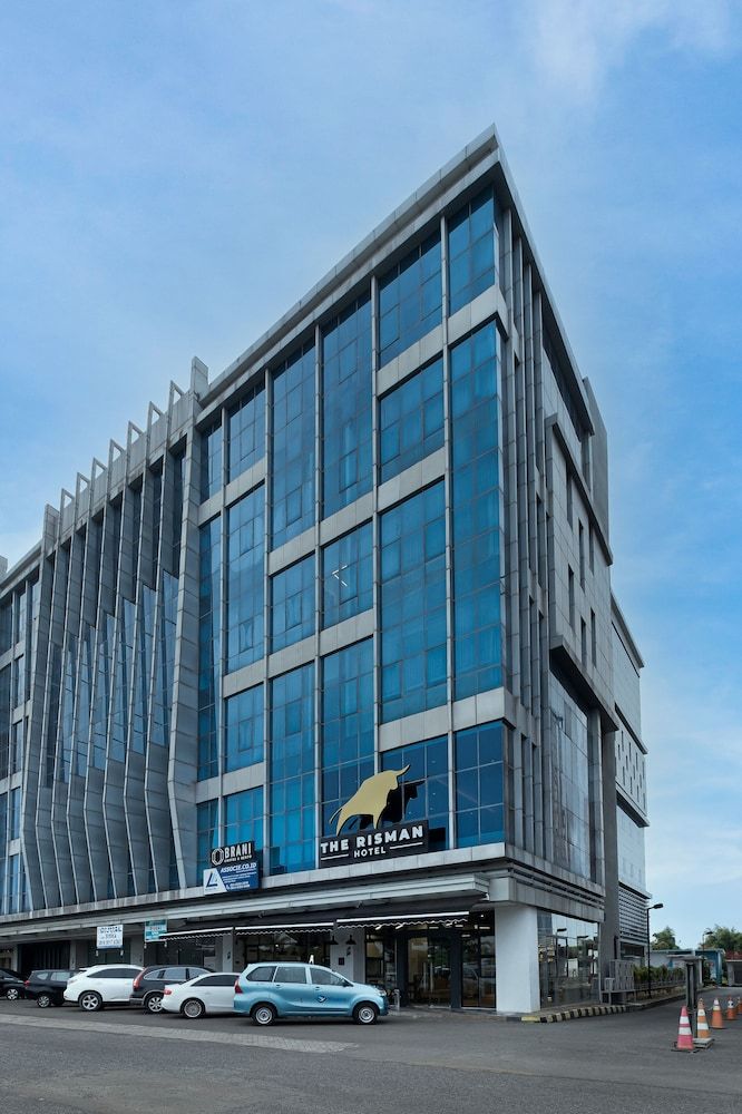 undefined The Risman Hotel 6