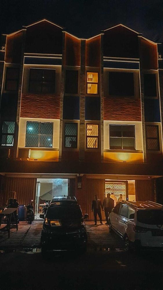 undefined Capital Hotel