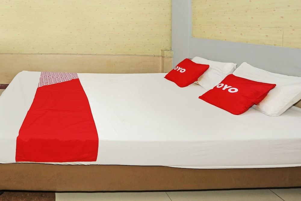 undefined OYO 92470 Hotel Sahabat 2 10