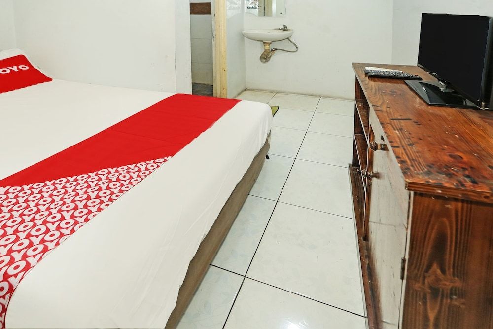 undefined OYO 92470 Hotel Sahabat 2 9