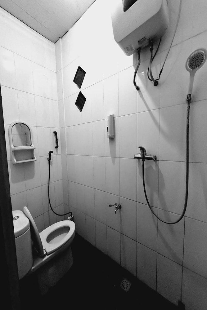 Hotel Serasi 2 Standard Double Room 11