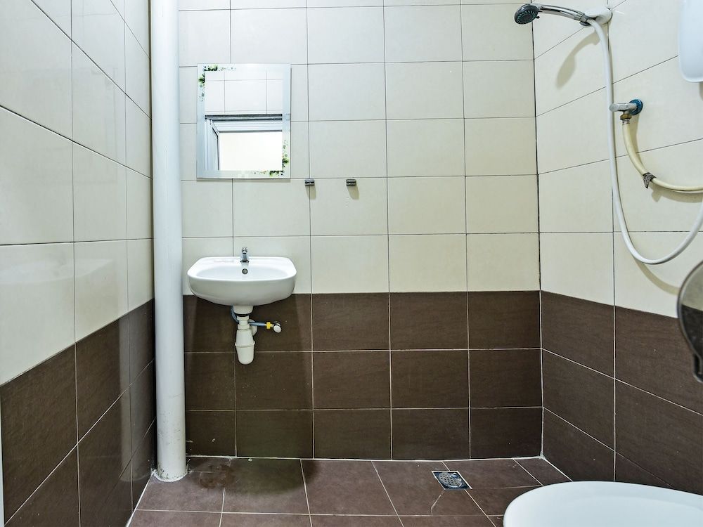 undefined EXPRESS O 92061 Omah Oewie Syariah 8