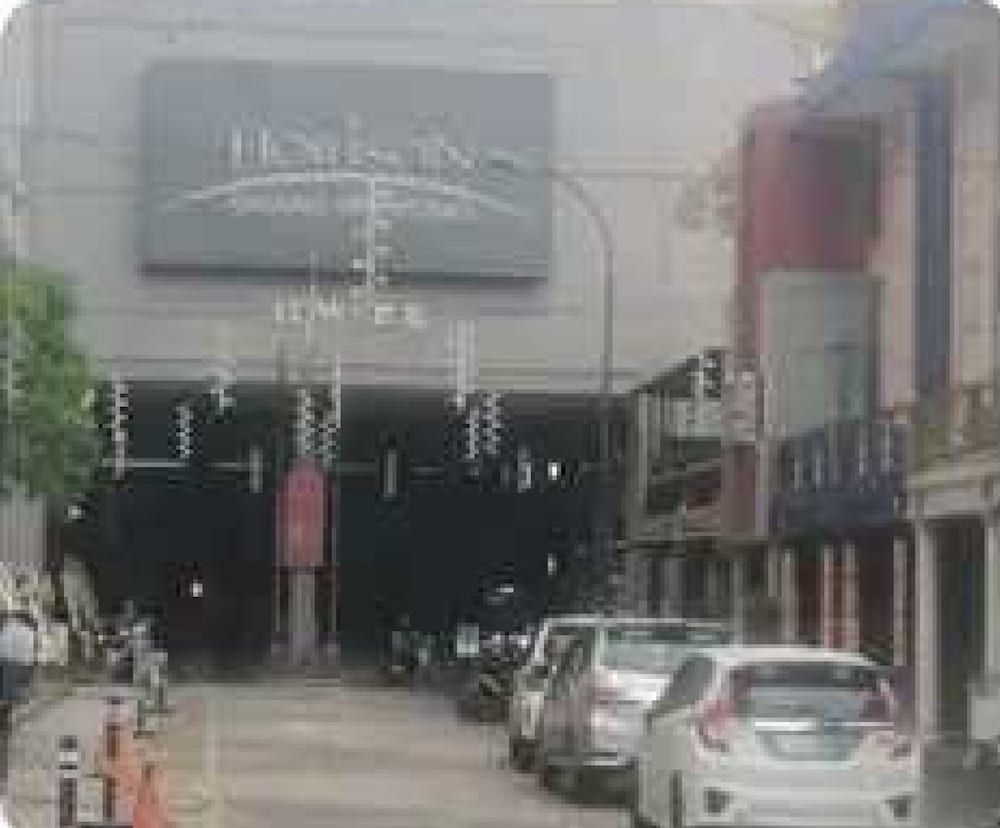 undefined EXPRESS O 91902 Heaven's Room 2