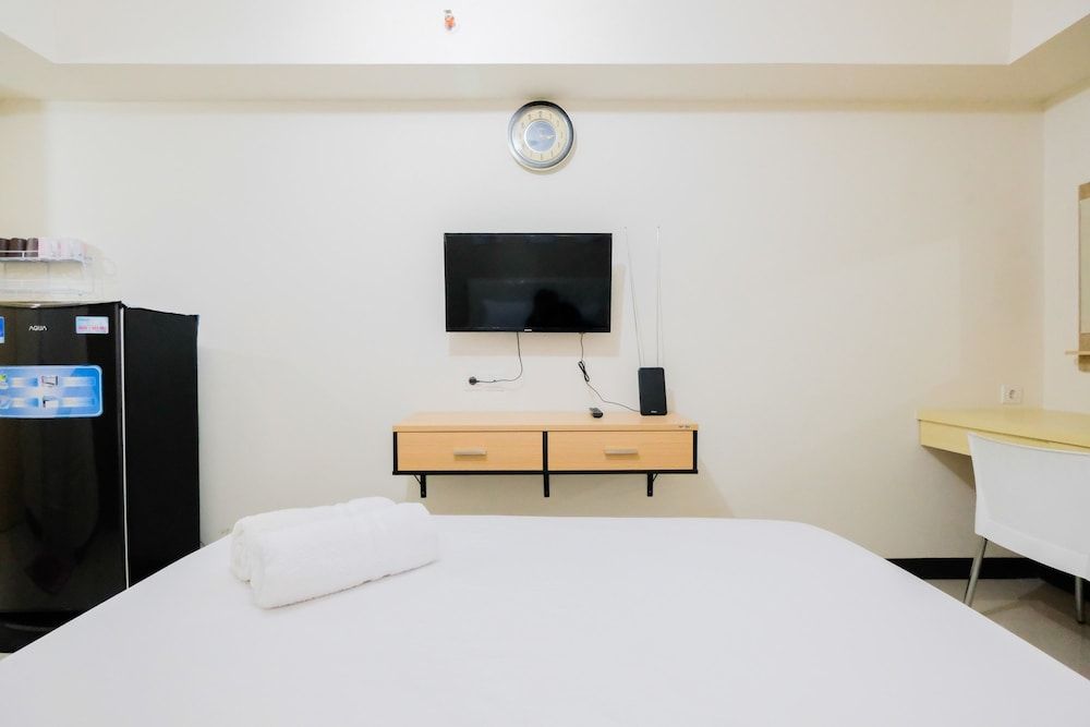 undefined Simple Furnished Studio 19 Avenue Apartment 10