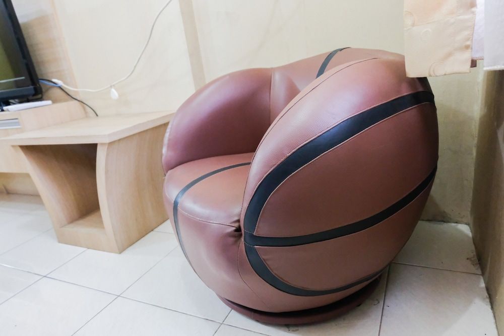 undefined Minimalist Studio Room Great Western Apartment 4