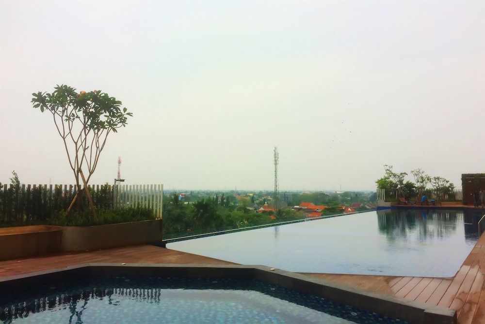 undefined Elegant Studio Apartment at Springwood Residence 5