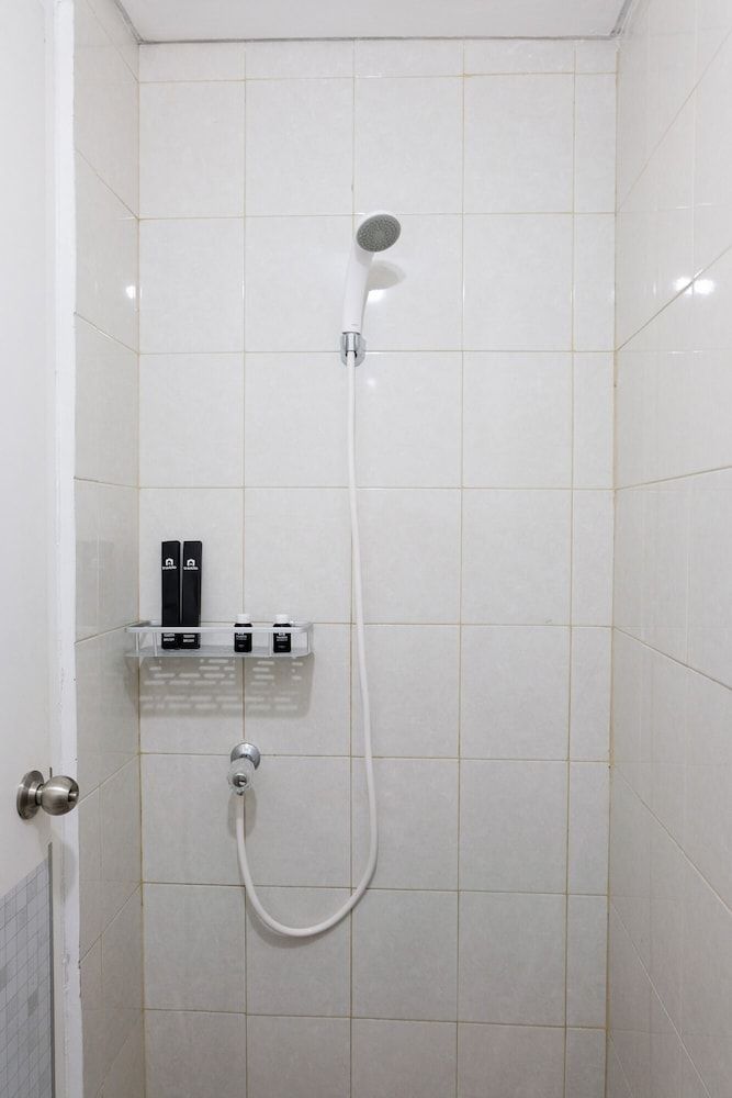 Simple Studio @ Poris 88 Apartment Room 9