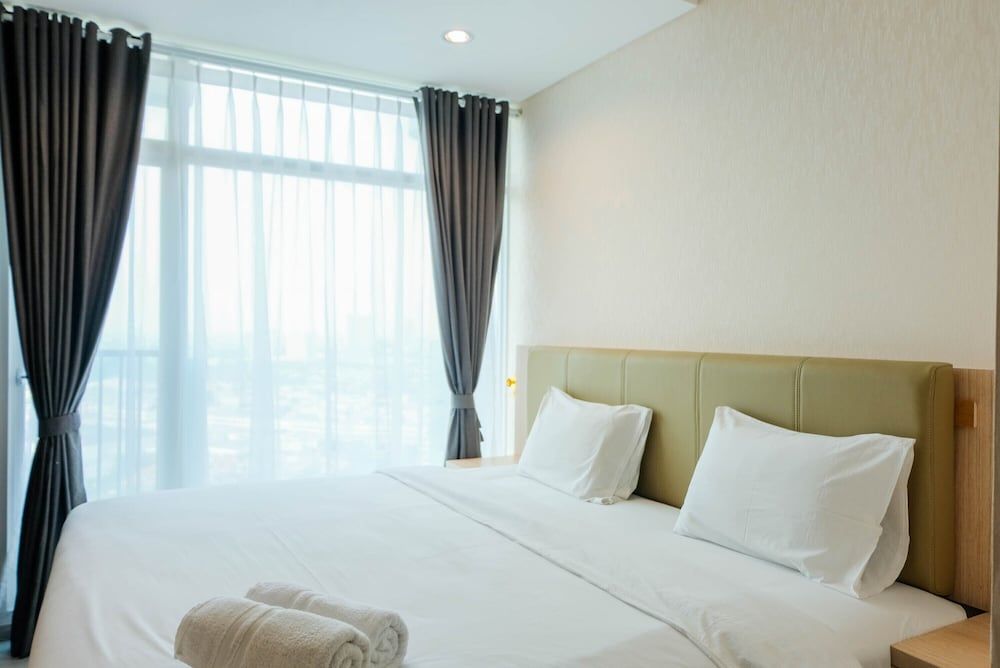 undefined Elegant Studio Apartment at Tree Park City