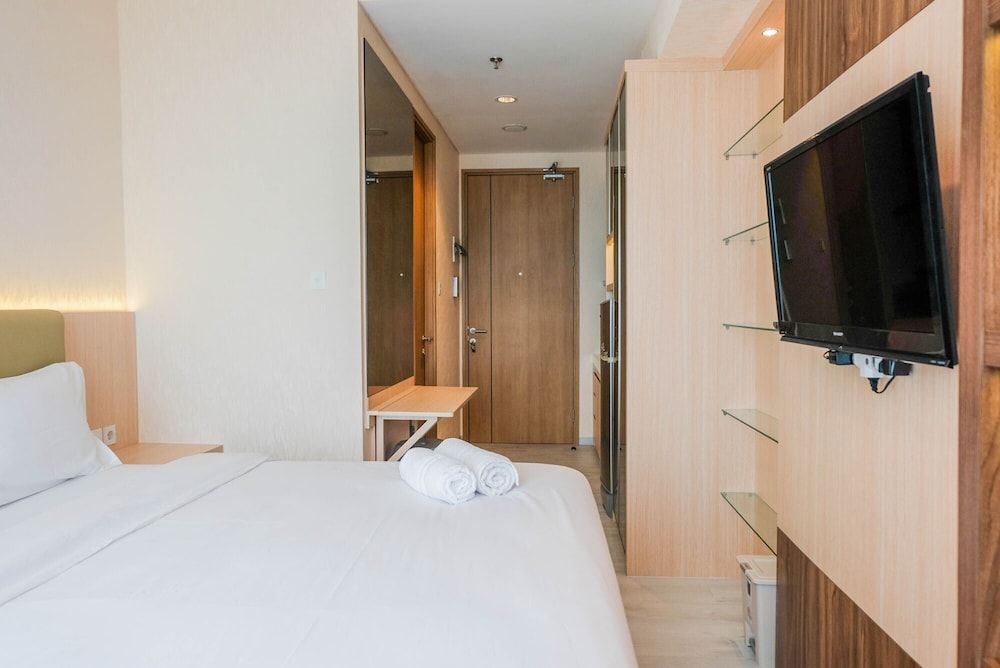 undefined Elegant Studio Apartment at Tree Park City 3