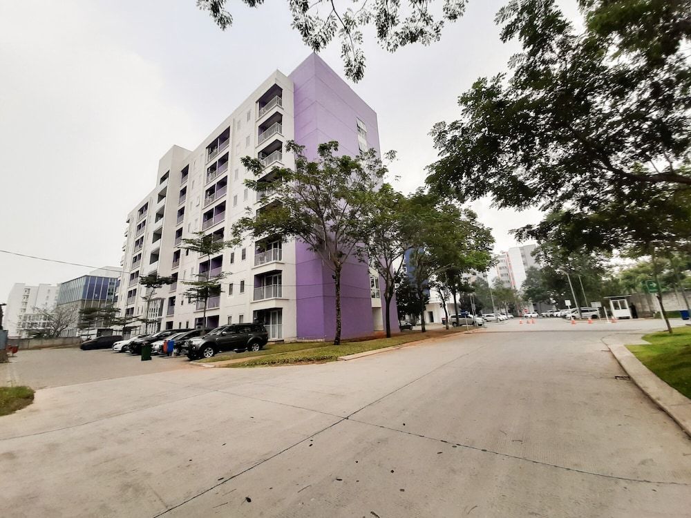 undefined Smart Chic Studio Apartment at Aeropolis Residence