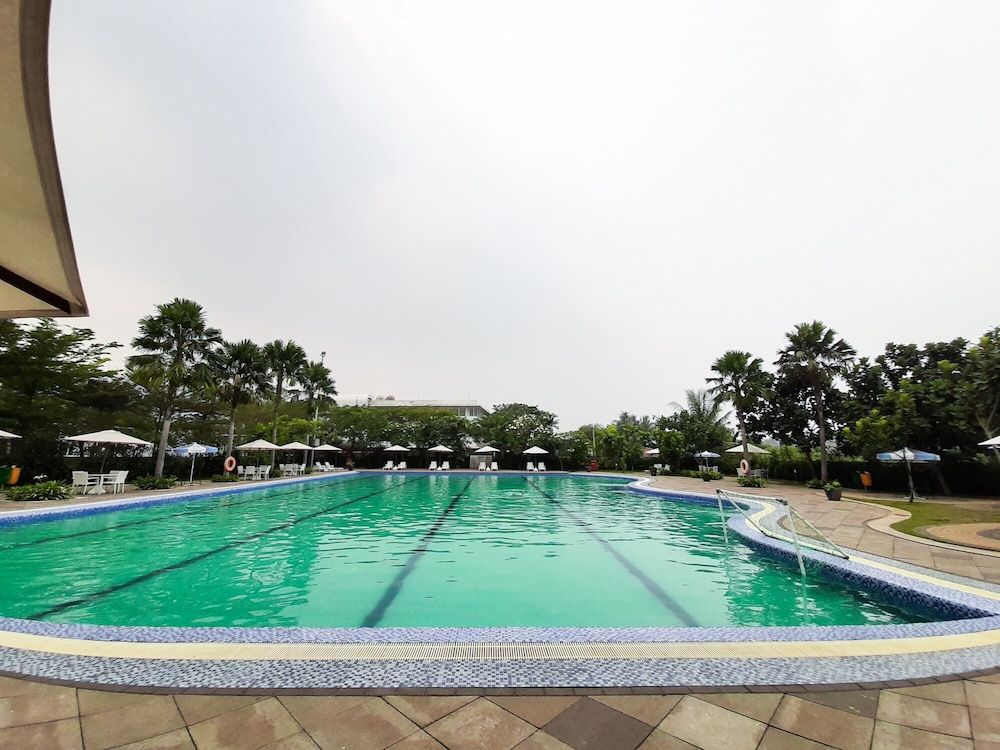 undefined Smart Chic Studio Apartment at Aeropolis Residence 4