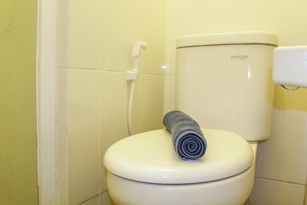 undefined Homey and Simply Furnished Studio Apartment at 19 Avenue 9