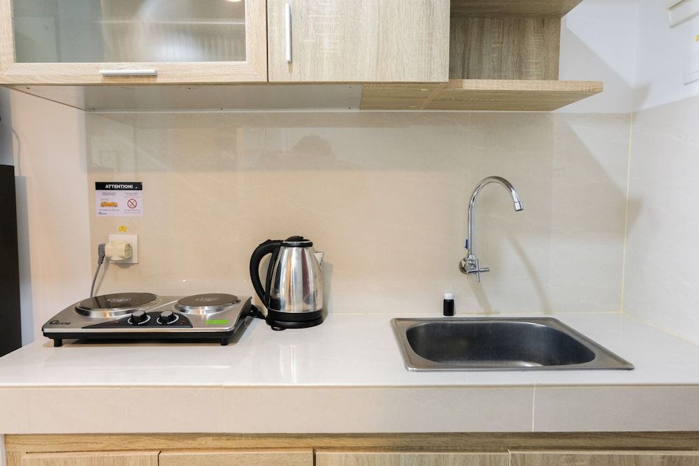 undefined Clean and Tidy Studio Apartment at Springwood Residence 8