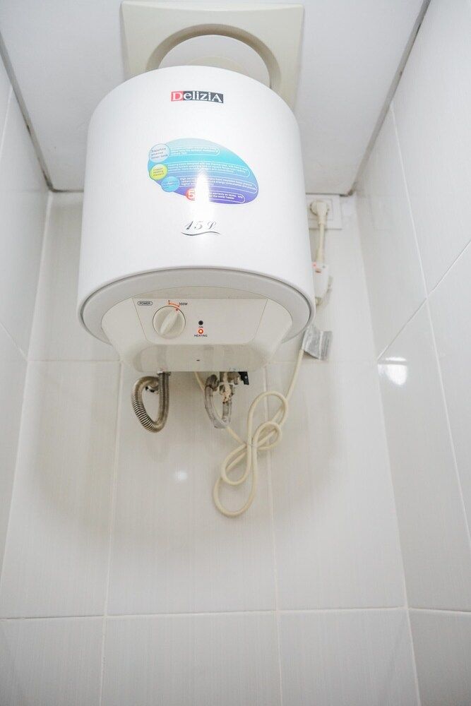 Cozy Stay @ Studio 19 Avenue Apartment Room 13