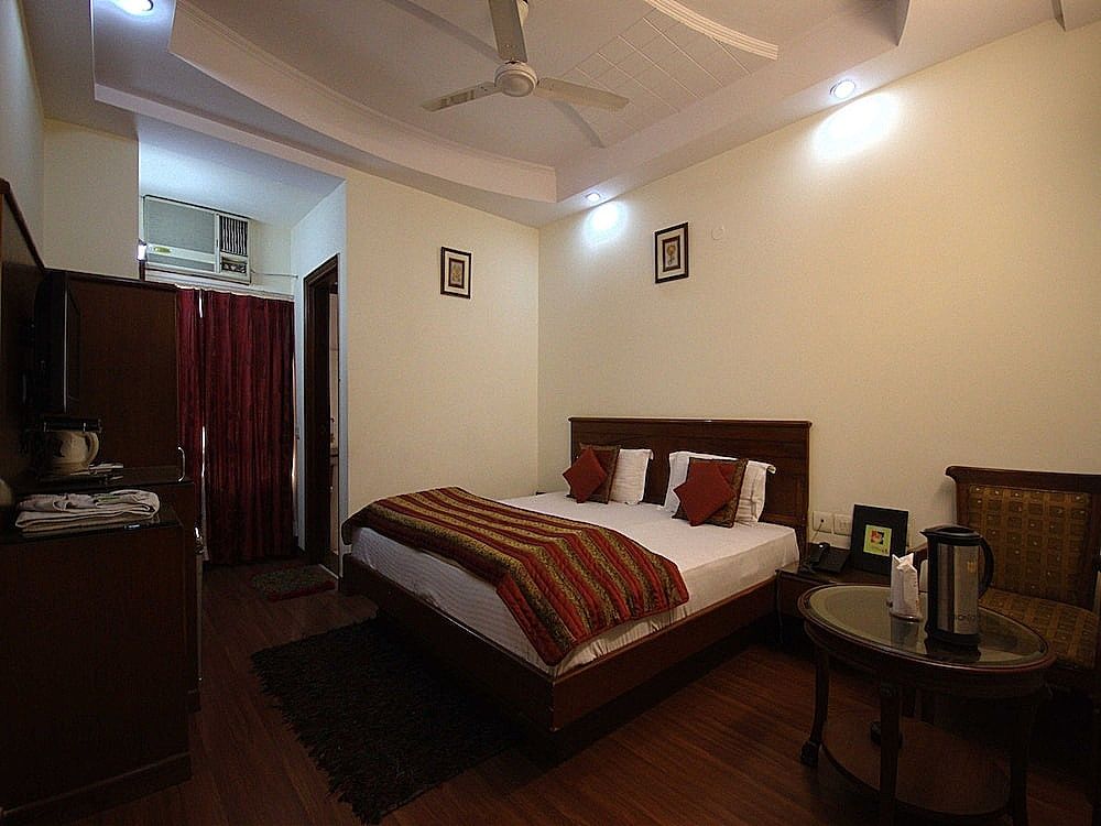 Hotel Chanchal Deluxe Standard Double or Twin Room