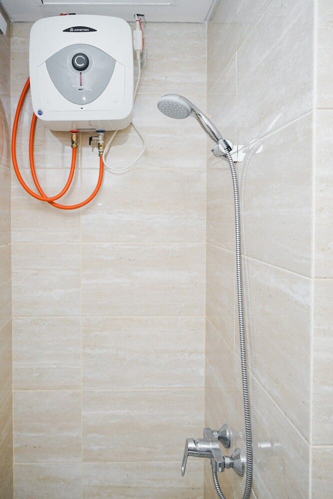 undefined Chic and Cozy Springwood Residence Studio Apartment 10