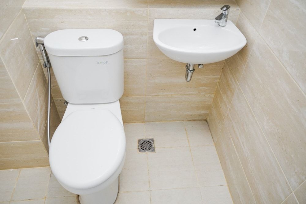 undefined Chic and Cozy Springwood Residence Studio Apartment 9