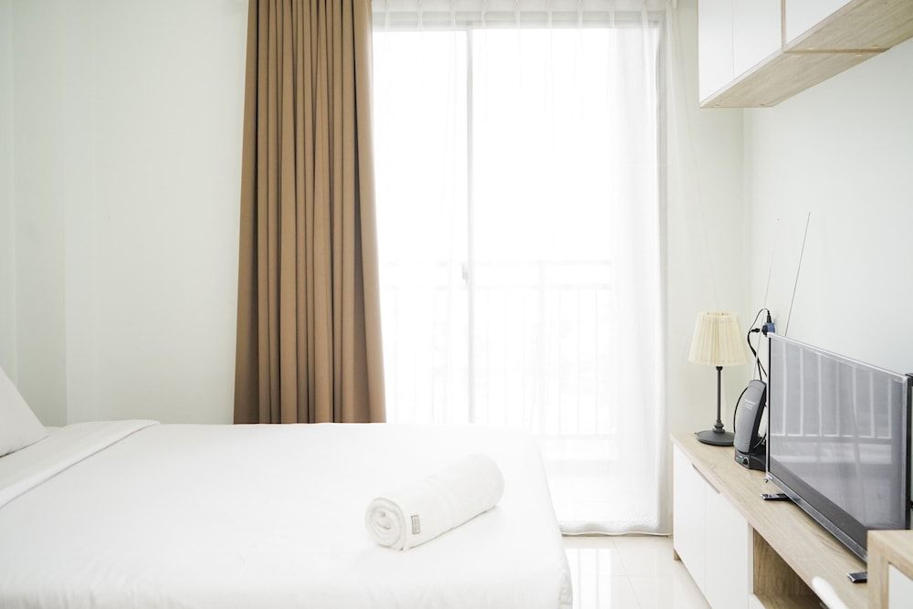 undefined Chic and Cozy Springwood Residence Studio Apartment 6