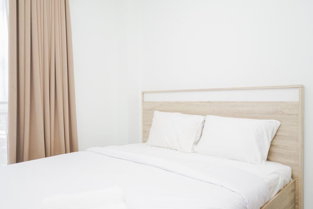 undefined Comfort and Elegant Studio Apartment at Springwood Residence 9