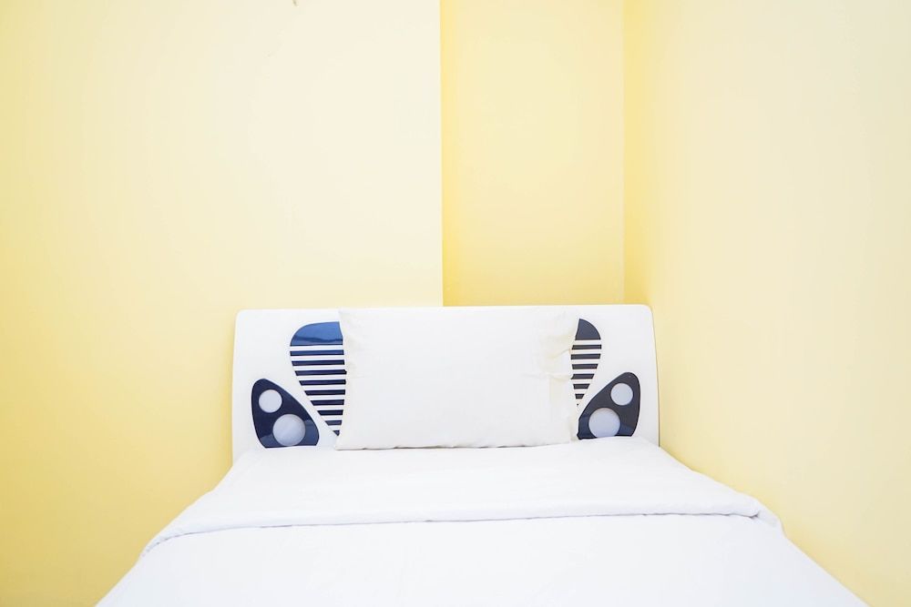 undefined Comfy and Cozy 2BR Great Western Resort Apartment 10