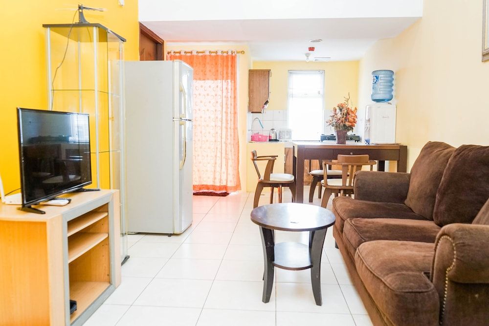 undefined Comfy and Cozy 2BR Great Western Resort Apartment 2