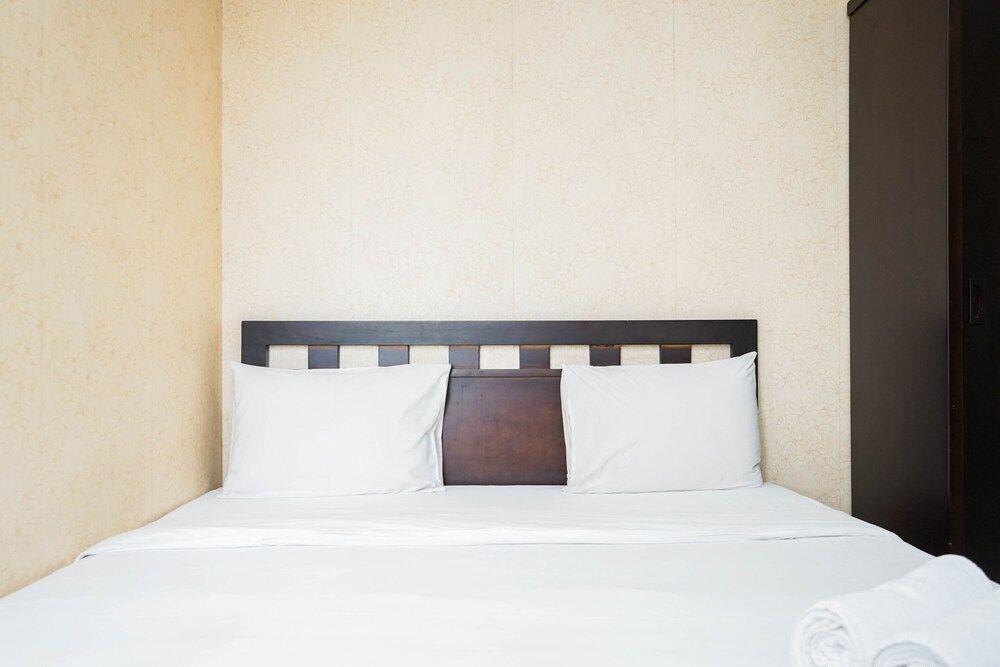 undefined Fully Furnished 2BR Great Western Apartment near Shopping Mall 3