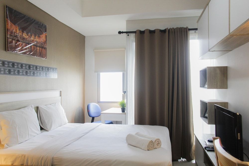 undefined Bright Studio Apartment at Springwood Residence 6