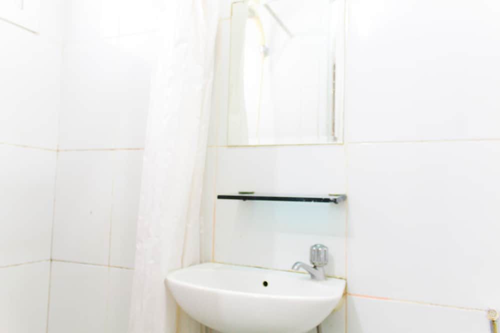 undefined Simply Studio No Kitchen Apartment At Aeropolis Residence 10