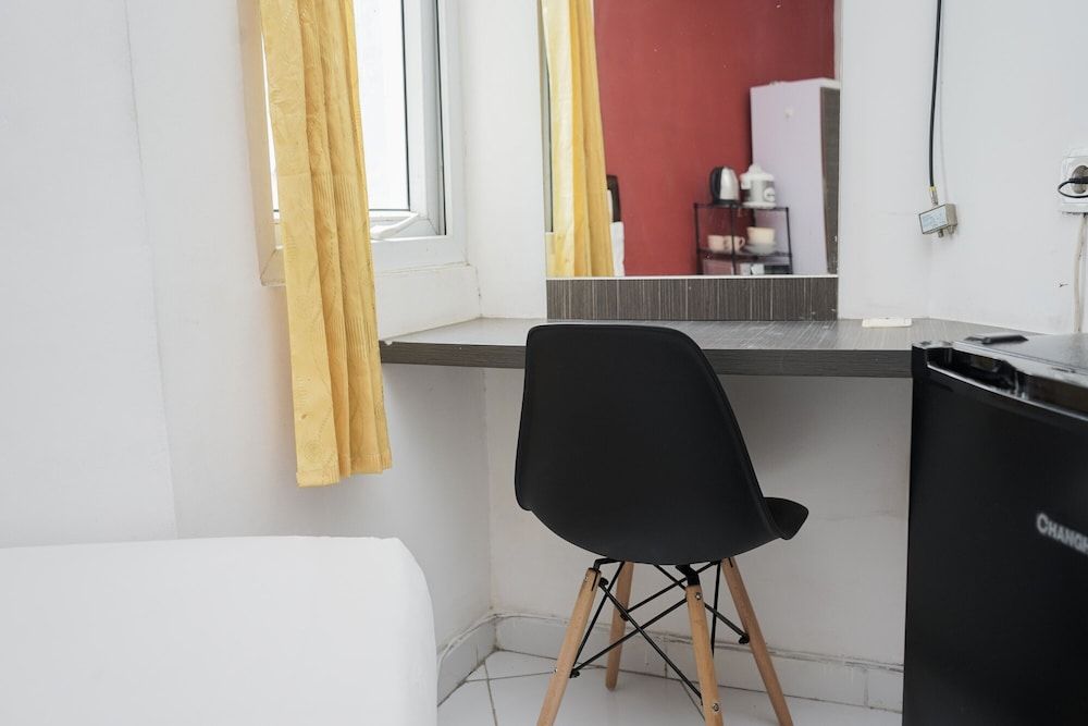 undefined Comfort Studio Apartment At Aeropolis Residence 9