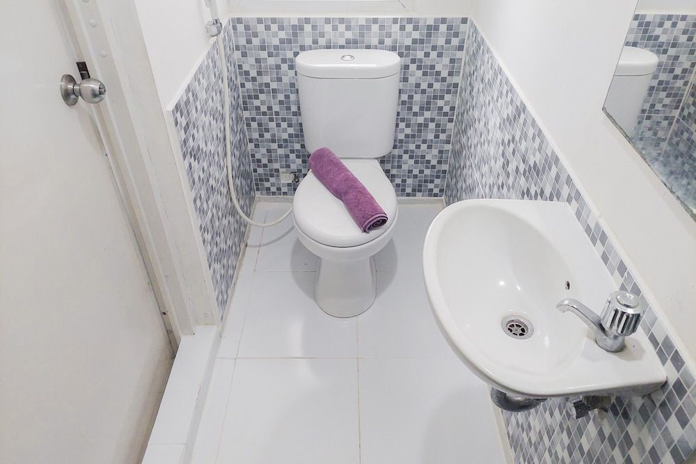 undefined Comfort Studio Apartment At Aeropolis Residence 10