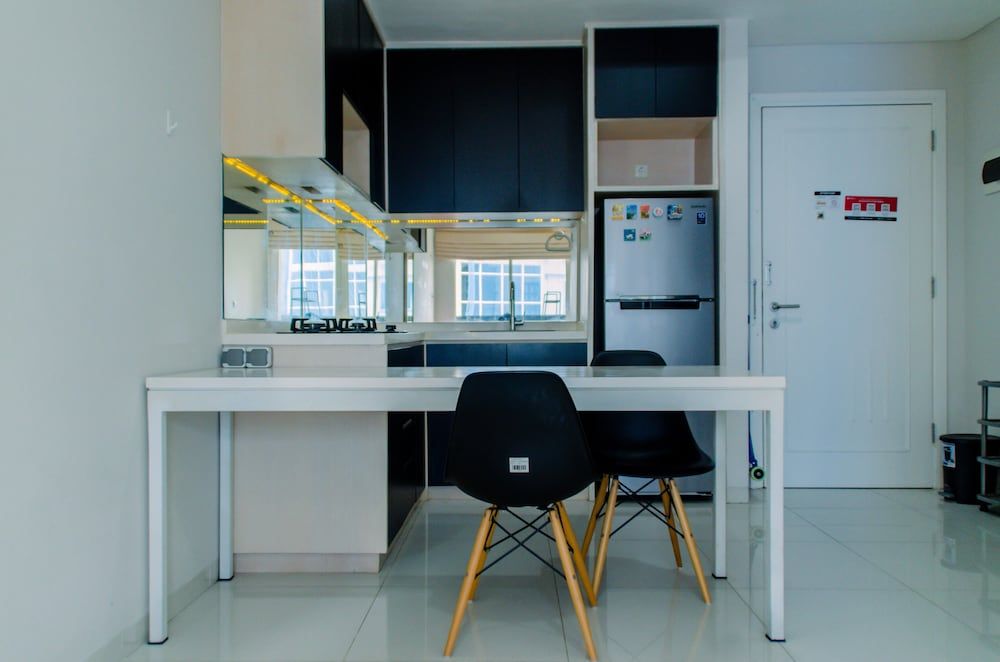 undefined Fancy and Nice 1BR Apartment at Silkwood Residence 7