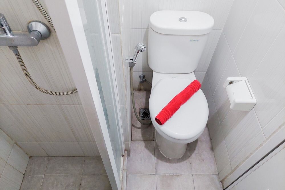 undefined Cozy and Tidy Studio at 19 Avenue Apartment 9