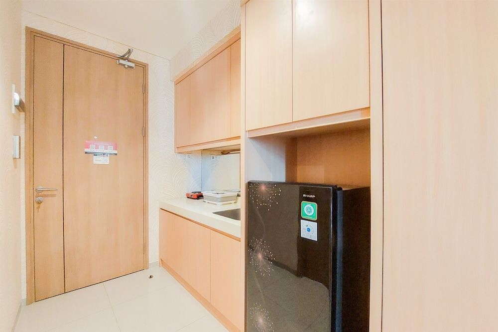 undefined Nice And Modern Studio At Tree Park City Cikokol Apartment 8