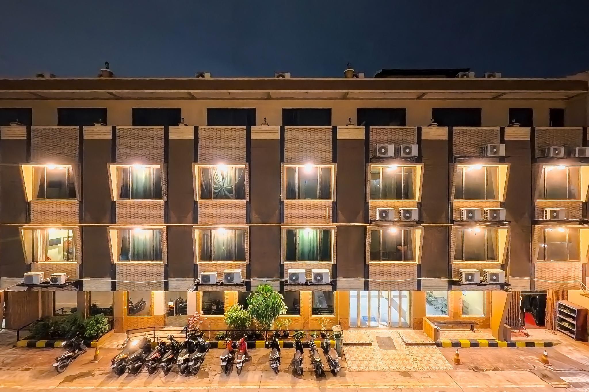 Sans Vibes Joe Hotel Soekarno Hatta Airport