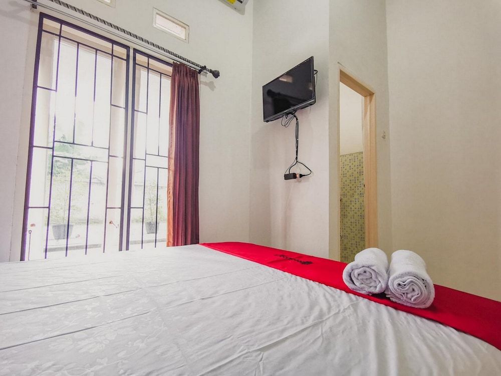 Double Room (Reddoorz)