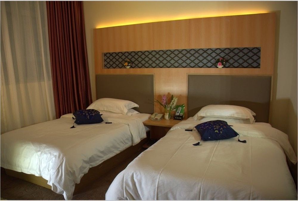 undefined Home Club Hotel Yuexiu Branch 5