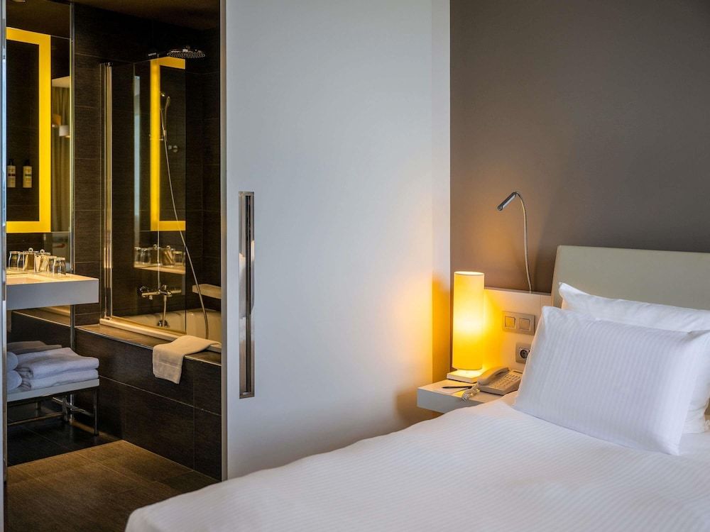 undefined Pullman Brussels Centre Midi 10